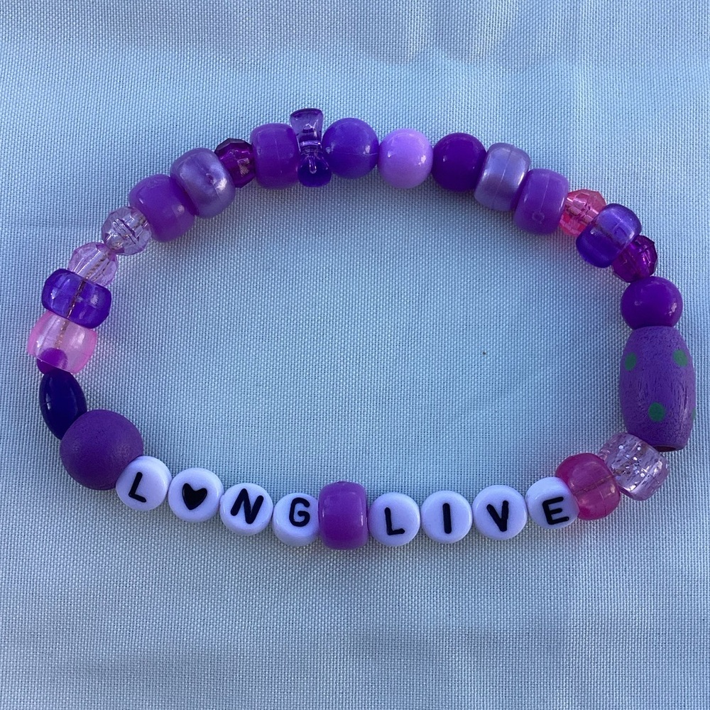 “Long Live” Taylor swift bracelet